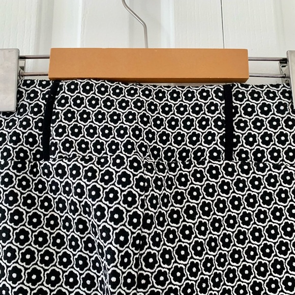 Frank Lyman Black and white + silver Pants Size 8 🌷 - Picture 4 of 7